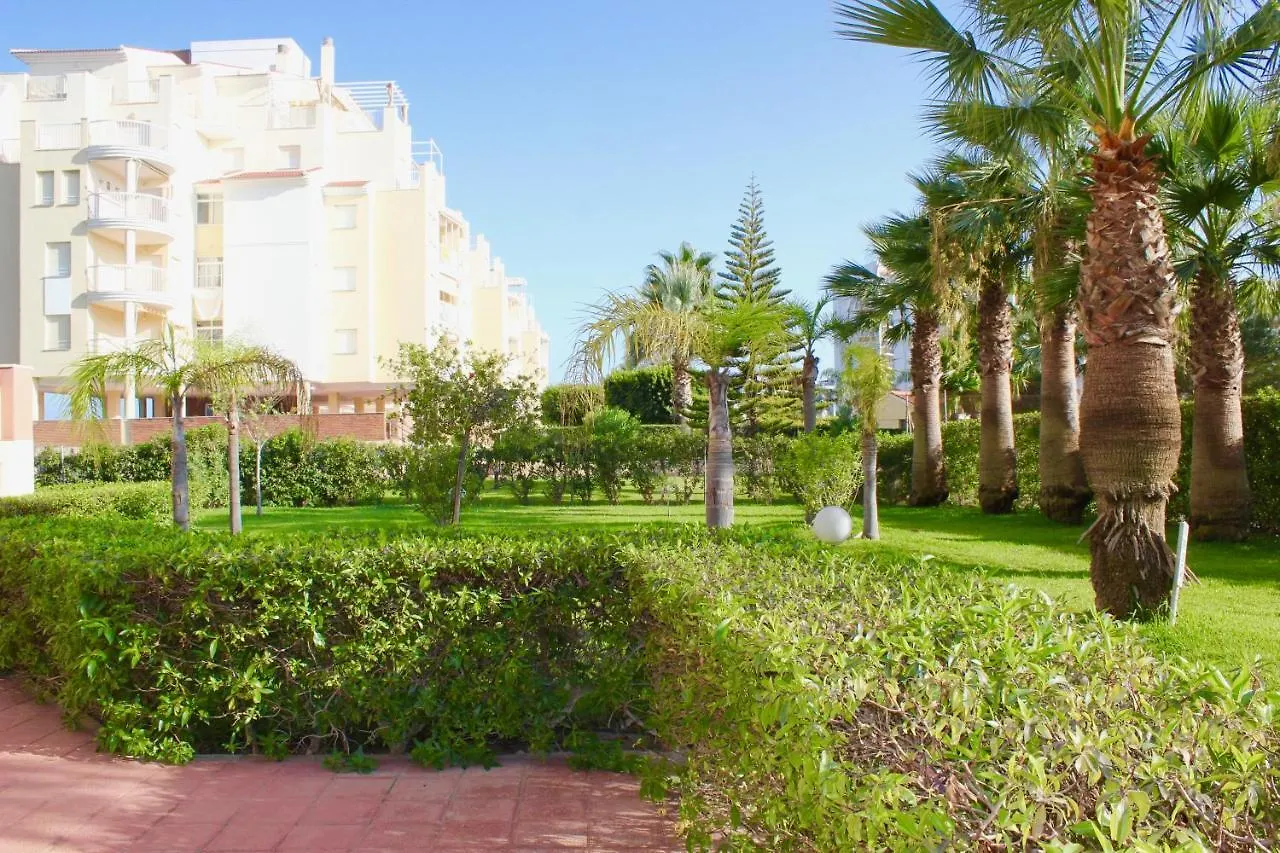 Apartamento Espectacular Ático con Parking y Terraza con BBQ Salobreña