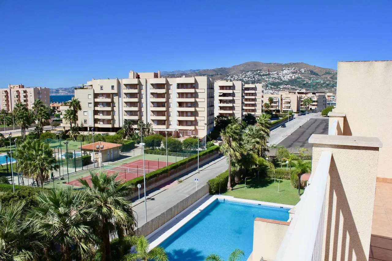 Espectacular Ático con Parking y Terraza con BBQ Apartamento Salobreña 0*,  Espanha